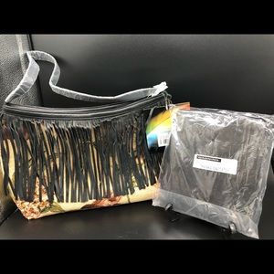 Shoulder bag multi colored primary tan NEW